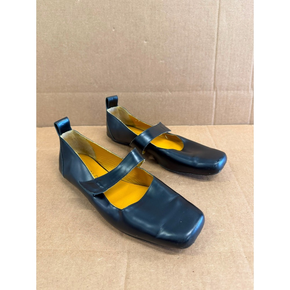 Mafalda Genuine Leather Square Toe Mary-Jane Flats Black Womens Size 8.5 US